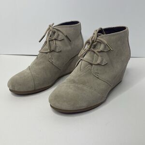 TOMS Women’s Shoes Taupe Suede Desert Wedge Ankle Booties Size 8.5 Wide
